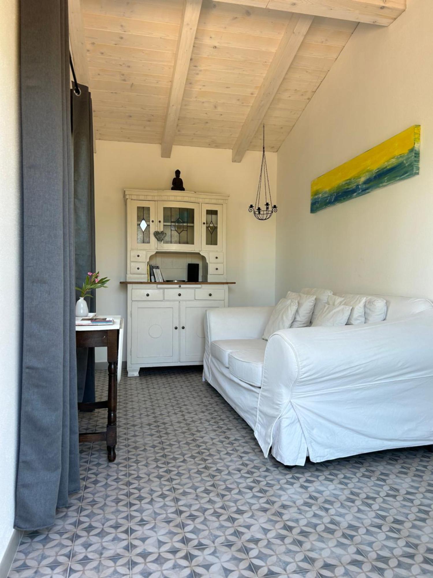 La Piana Holiday House Bassacutena 外观 照片