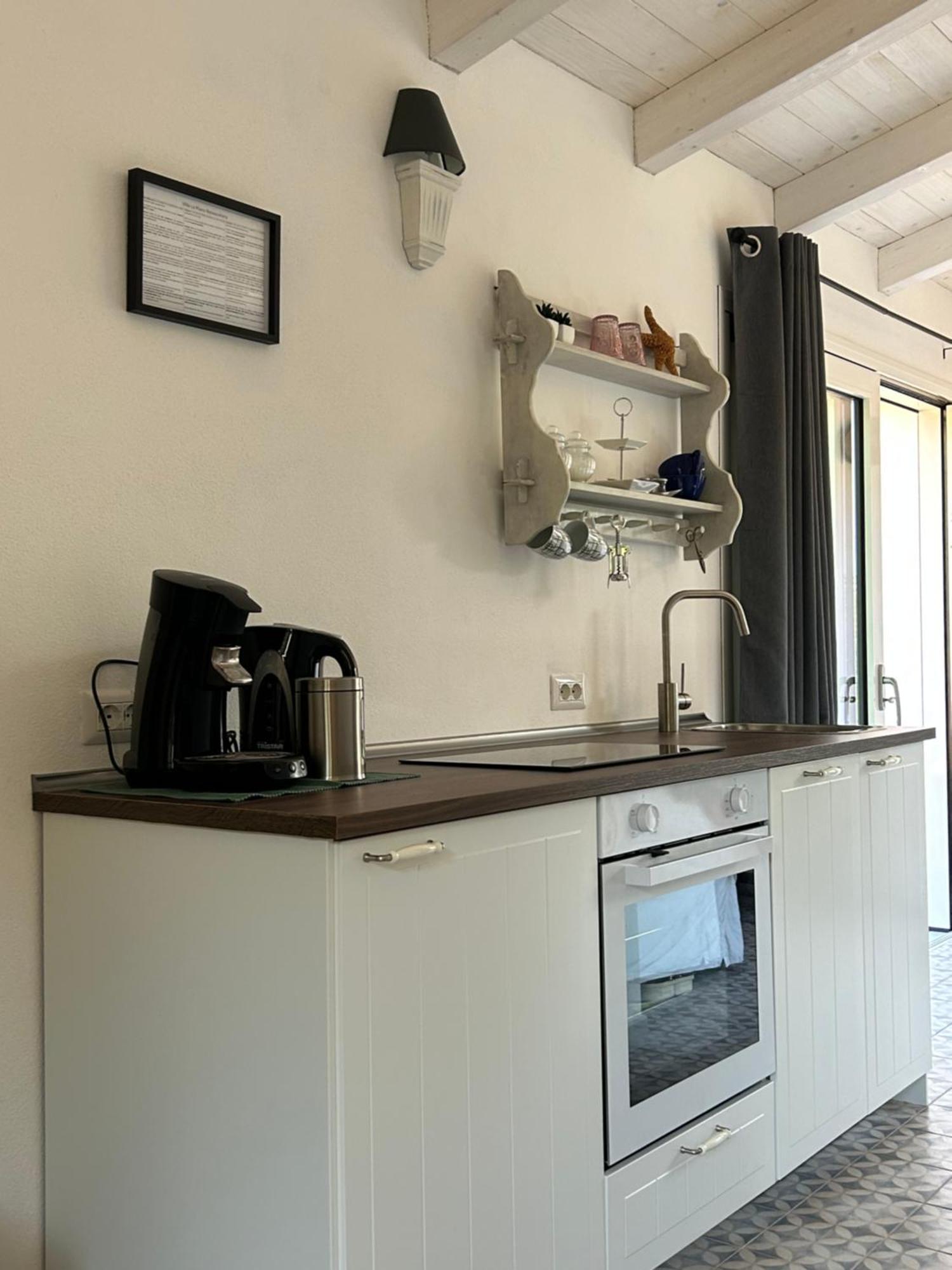 La Piana Holiday House Bassacutena 外观 照片