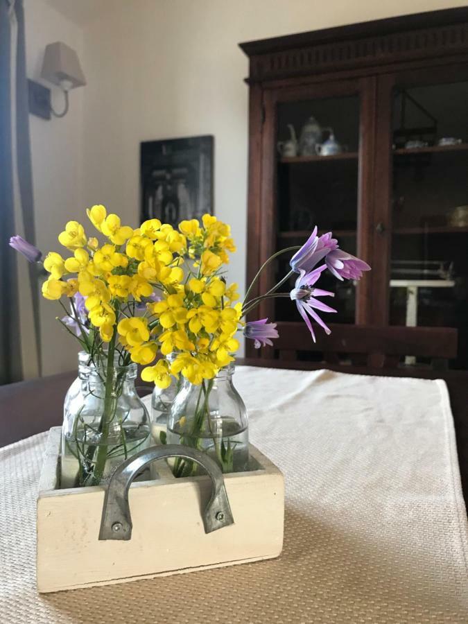 La Piana Holiday House Bassacutena 外观 照片