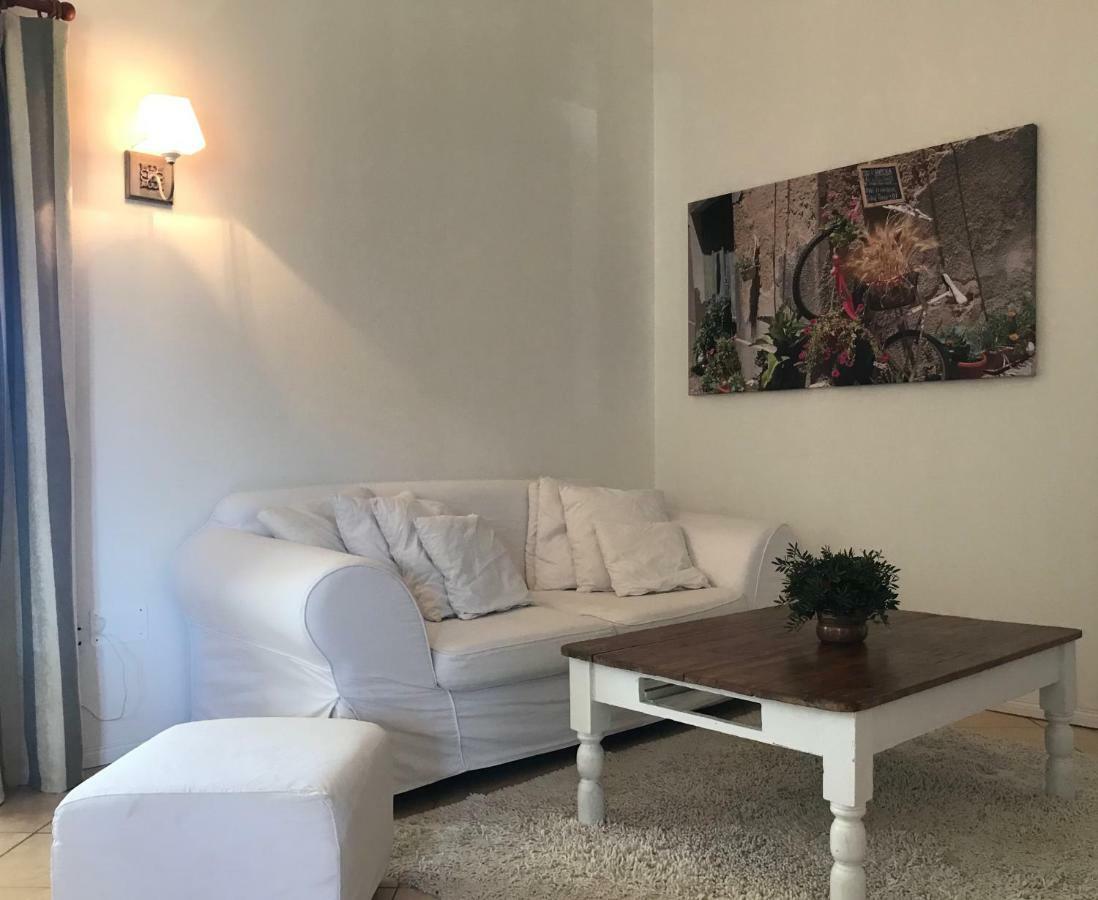La Piana Holiday House Bassacutena 外观 照片